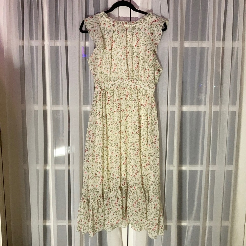 Sweet Floral Dress Size M